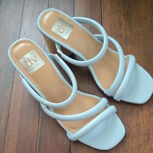 DV by Dolce Vita Blue Heeled Sandals Modern Strappy Design